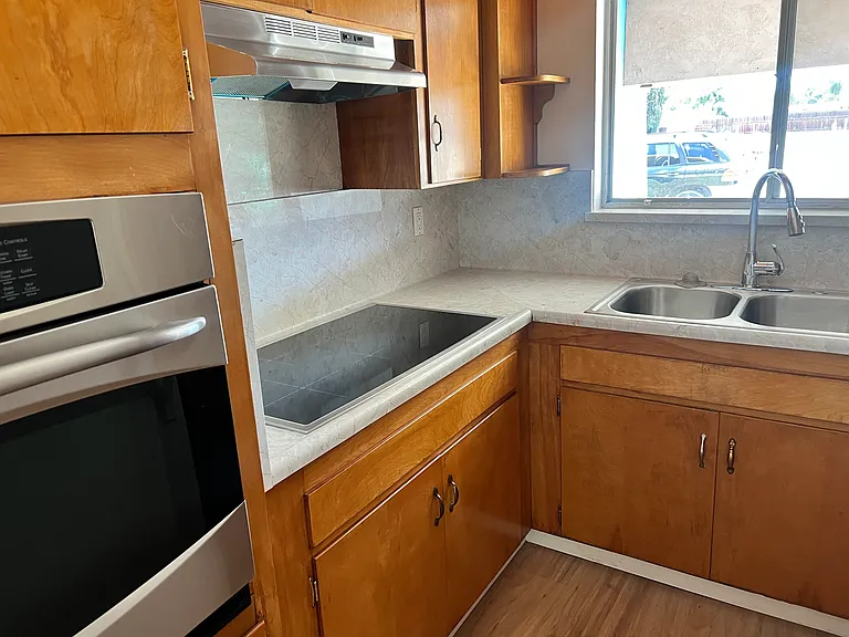 13940 Hackett St #2 — Photo 7