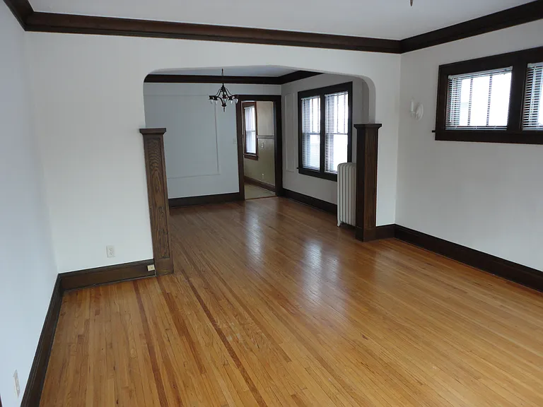 1297 Selby Ave — Photo 8