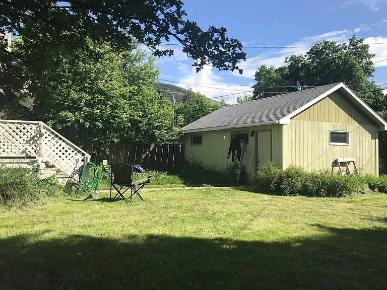 815 Cherry St — Photo 3