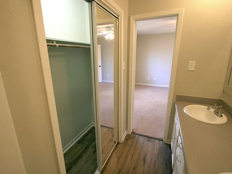 2301 Raintree Dr — Photo 20