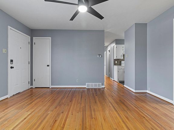 5th image of 31 Rosemoor Dr