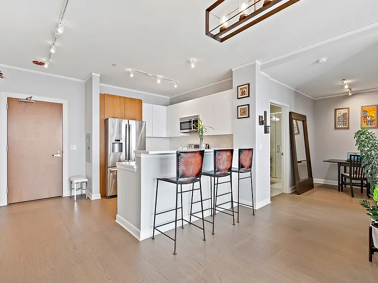1901 S Calumet Ave #2805 — Photo 4