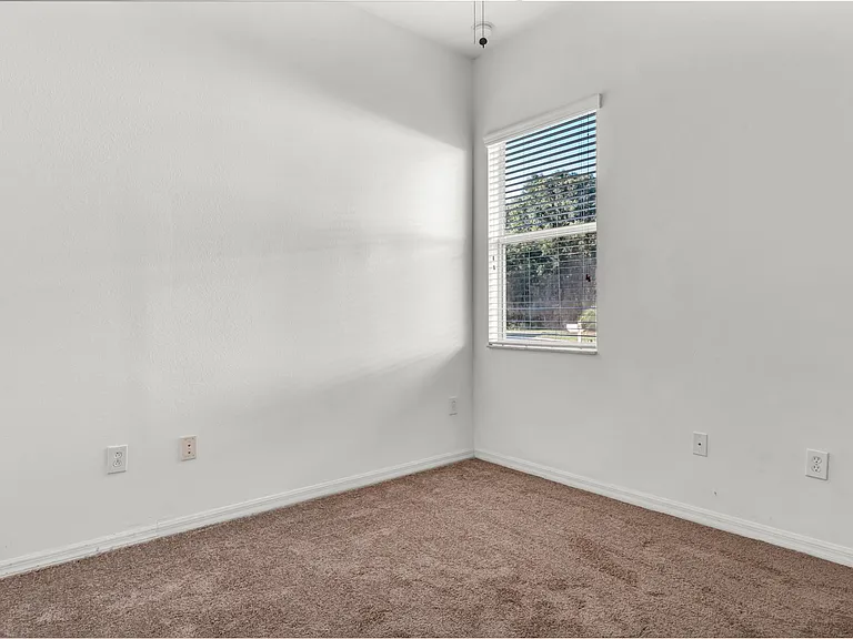 1341 Salmonberry St — Photo 29
