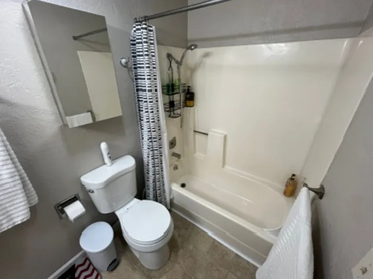 148-38th Pl — Photo 13