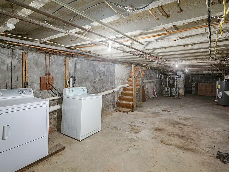 310 Dorrance St #2 — Photo 16