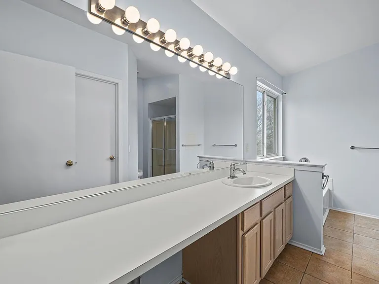 1696 Reserve Ct — Photo 23