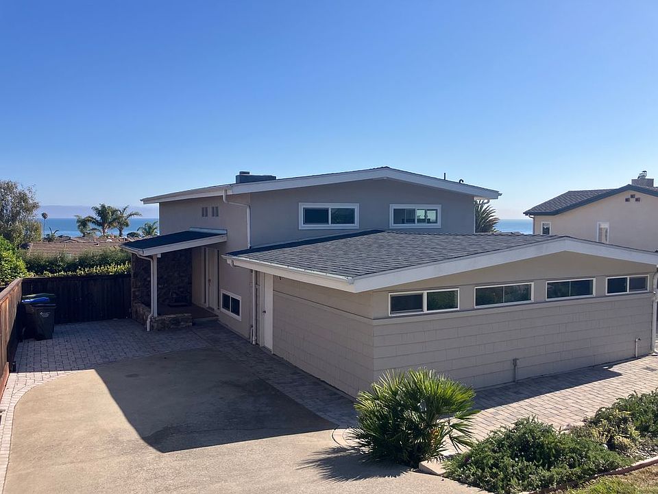 2nd image of 213 El Portal Dr