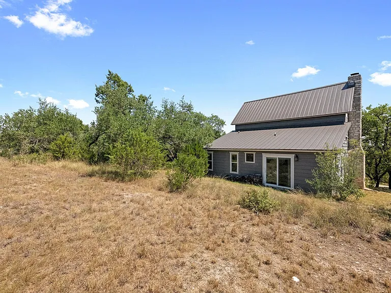 650 Springlake Dr — Photo 33