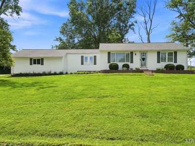 5116 Kempf Dr, Saint Louis, MO, 63128