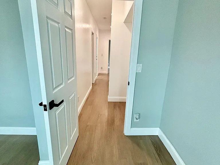 2070 E Lippincott St — Photo 10