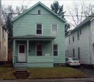 2nd image of 852 Eastern Ave