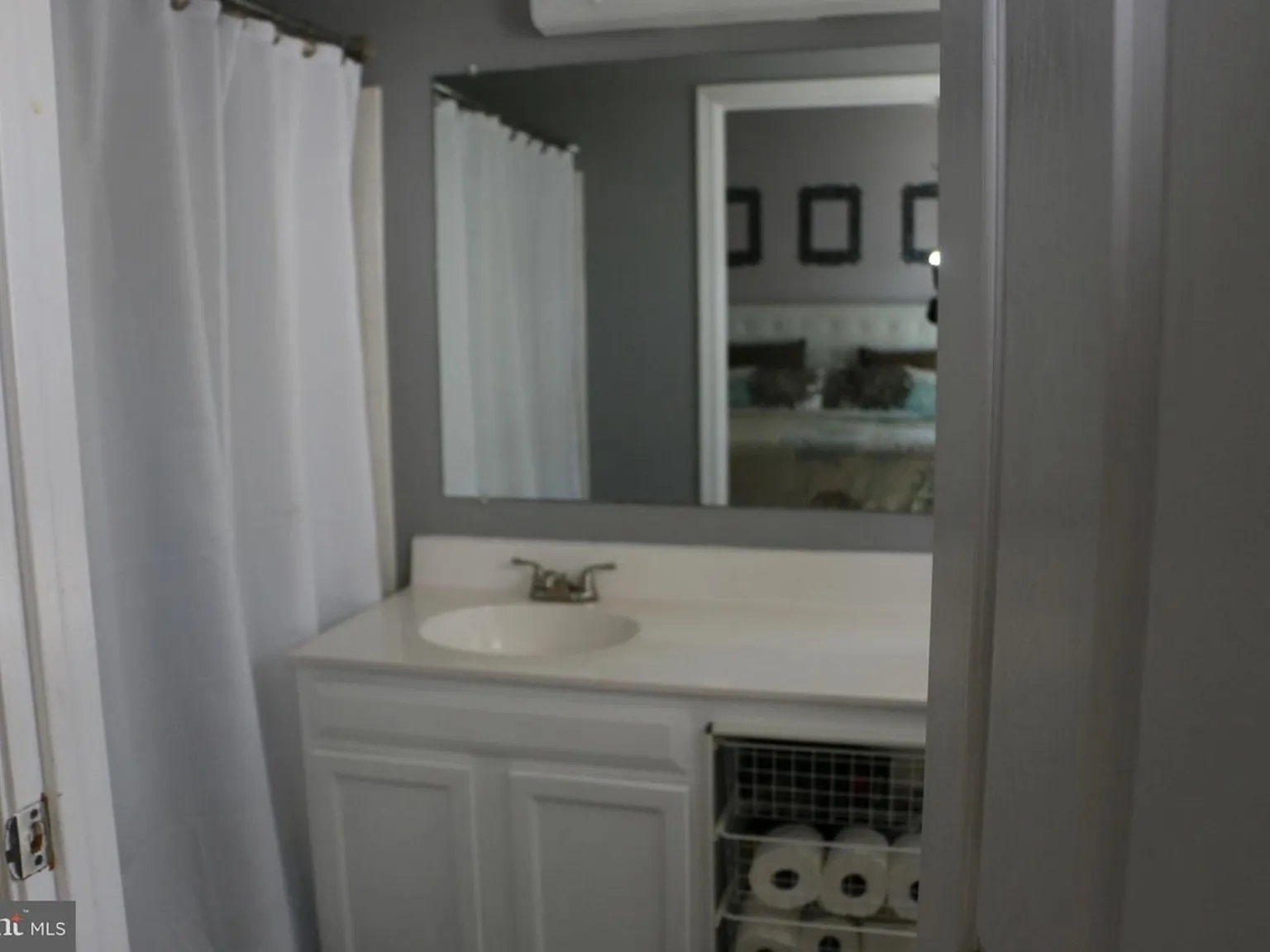 3 bed, 2.5 bath, 1920 sqft, $2,750 — Photo 4