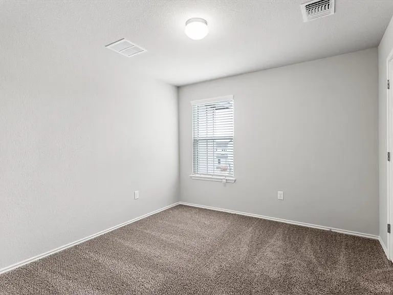4909 Sea Salt Dr — Photo 36