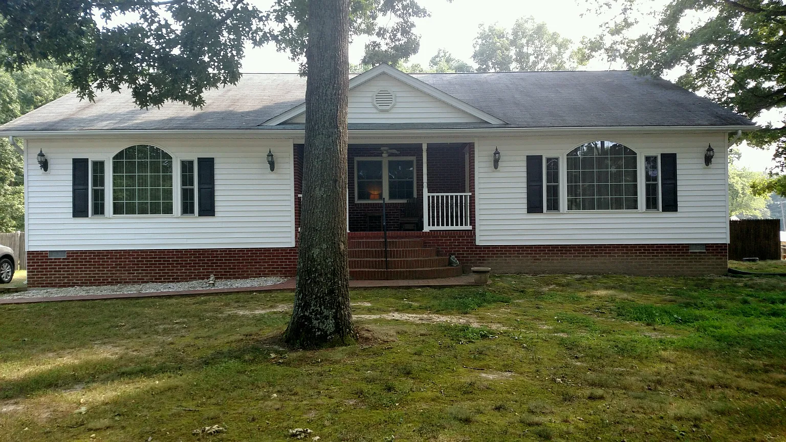 9545 Belvidere Dr photo 1