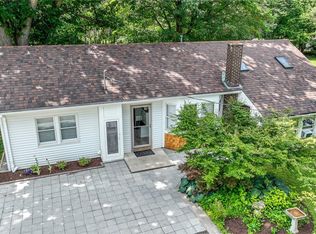 4170 Gunnville Rd, Clarence, NY 14031