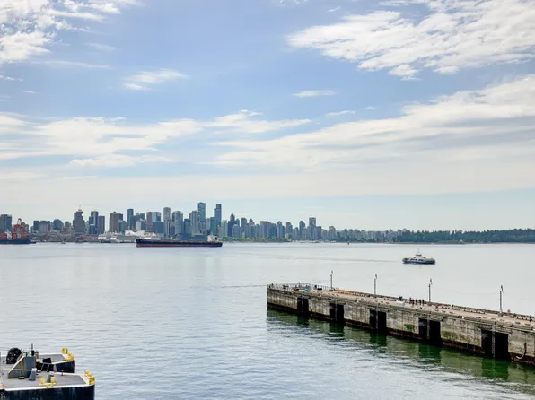 185 Victory Ship Way #303, North Vancouver, BC V7L 0B1