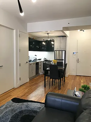 Rented by City Vista Inc | media 41