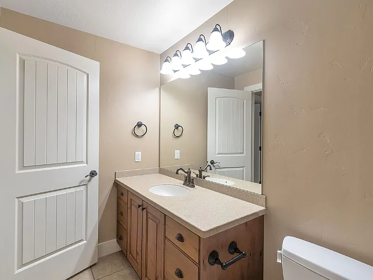 14637 S Woods Landing Ct — Photo 34