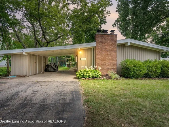 1028 N Hagadorn Rd, East Lansing, MI 48823