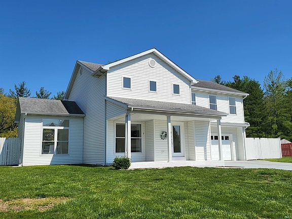 3rd image of 9703 Lakebrook Ct