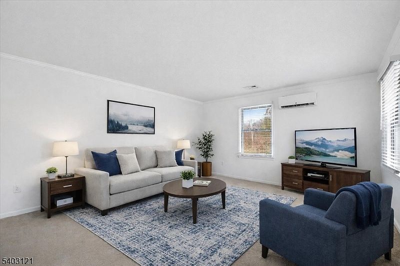 1st image of 109 Quarry Rd #I