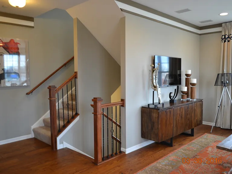 1245 Danforth Ct — Photo 5