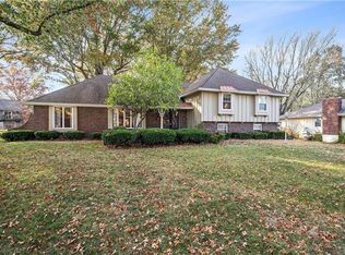 1203 NW 5th Street Ter, Blue Springs, MO 64014