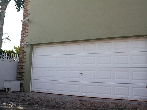 2 car private garage