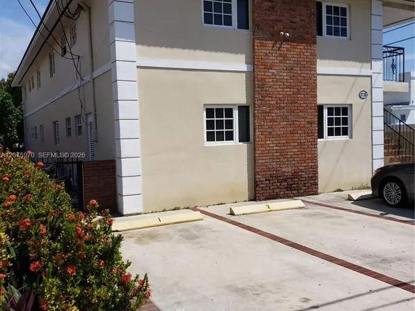 2725 SW 25th St APT 3, Miami, FL 33133