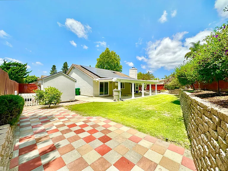 1415 Henshaw Rd — Photo 31