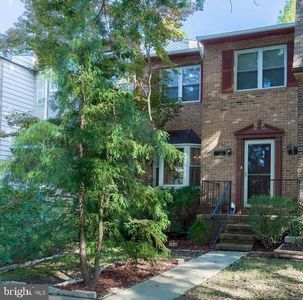 2404 Vineyard Ln, Crofton, MD, 21114