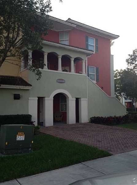 1st image of 11102 NW 83rd St APT 115