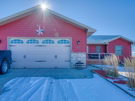 2nd image of 559 Hay Creek Rd E