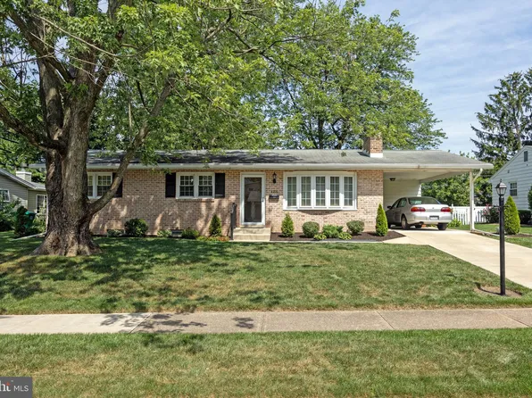 4700 Danbury Rd, Harrisburg, PA 17109