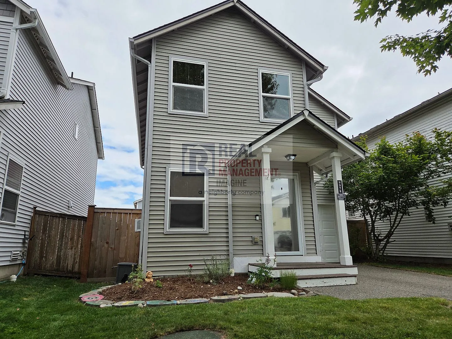 Check out this beautiful 3-bedroom, 2.0-bath home! — Photo 3