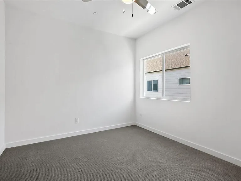 4713 Bryan St #504 — Photo 19