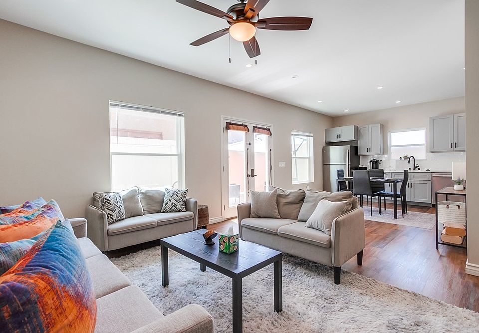 1st image of 714 Salet Pl #2