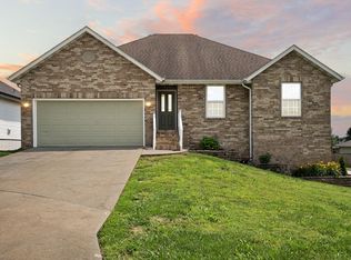 4418 W State St, Springfield, MO 65802