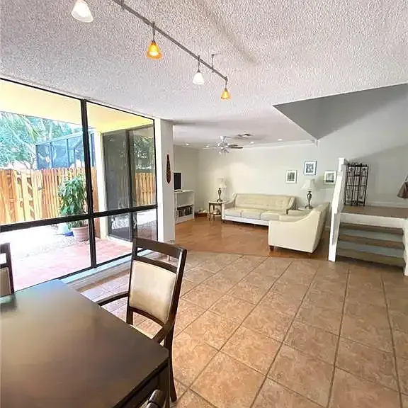 5705 Fox Hollow Dr — Photo 11