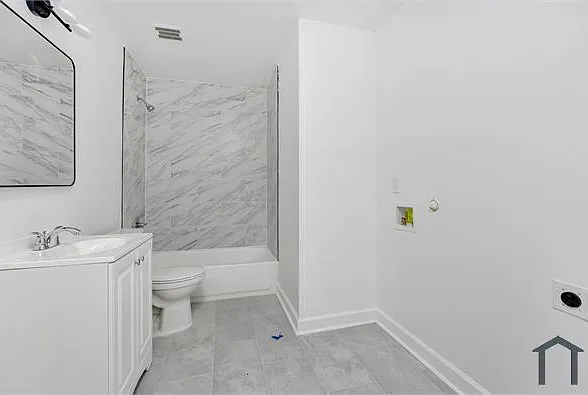 869 N Montgomery St — Photo 9