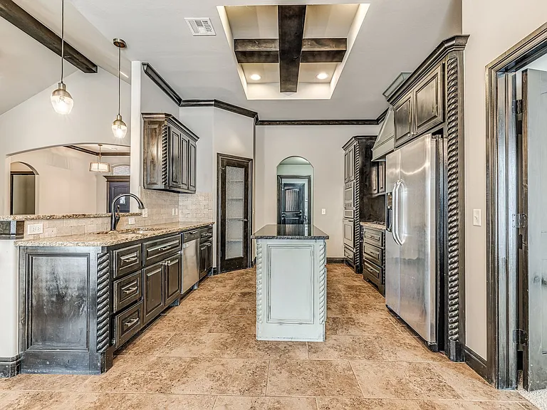 13609 Gentry Dr — Photo 10