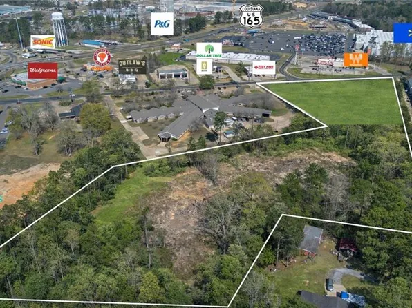 54 Pinecrest Dr, Pineville, LA 71360