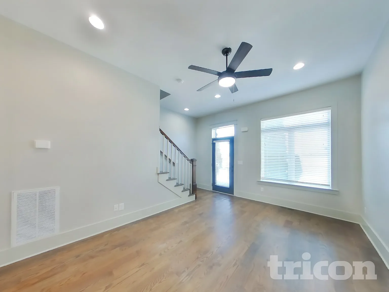 6813 Charlotte Pike, Unit 3 Nashville TN — Photo 2