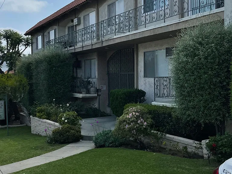 Luxury Living At An Affordable Price — Photo 17