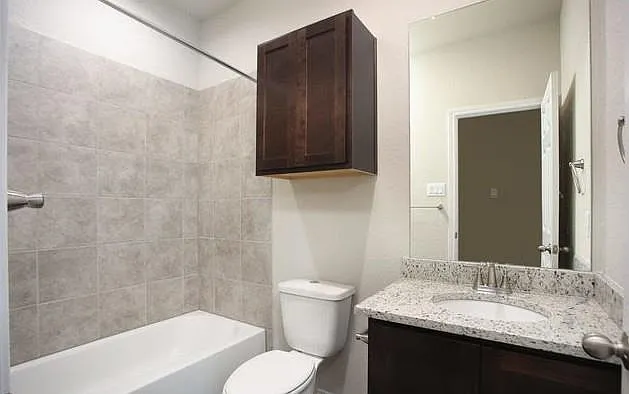 3414 Scott Cir — Photo 8