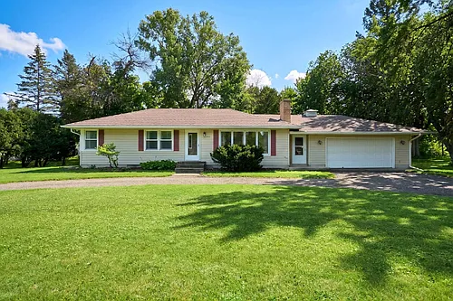 16525 Tonkaway Rd Photo 1