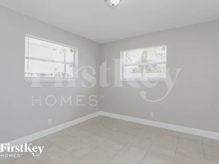 4900 NW 3rd Ave — Photo 10
