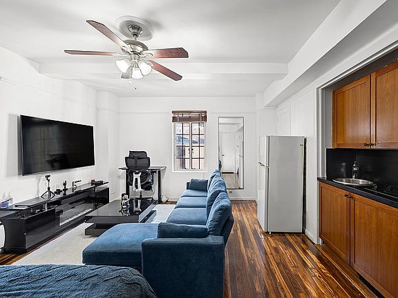 3rd image of 45 Tudor City Pl APT 1505