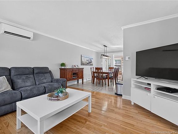 5th image of 17 Zoel St