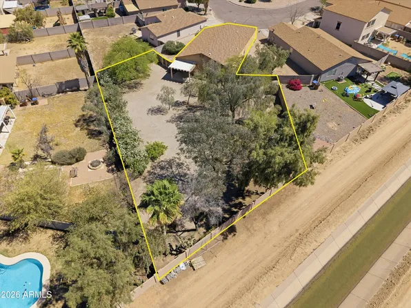 886 E DESERT MOON Trail, San Tan Valley, AZ 85143